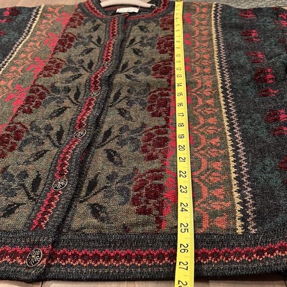 Vintage English Sweater - Picture 7 of 7